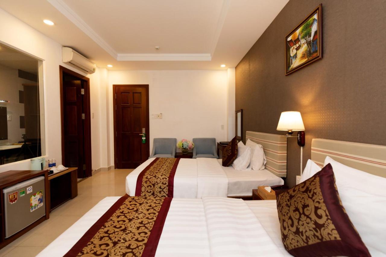 Airport Saigon Hotel - Gan Am Thuc Dem Cho Pham Van Hai Ho Şi Min Exterior foto